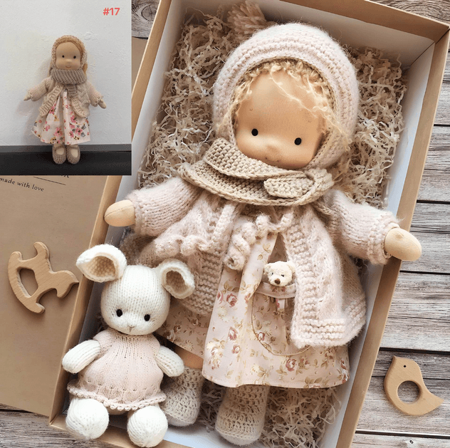 Brehn | Handgefertigte Waldorf-Puppe „Poppi“ | 35cm | Bio-Baumwolle & Hypoallergene Textilien | Pädagogisch wertvolles Spielzeug | Haptische Sensorikförderung