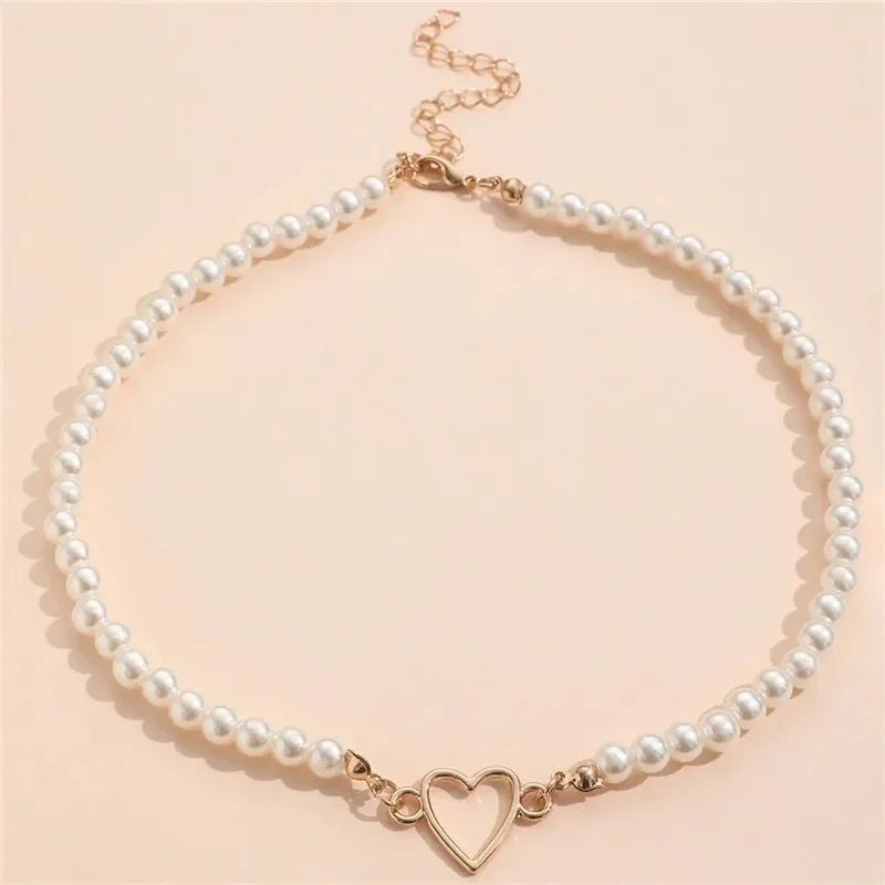 Brehn | Herzumriss Perlen Choker Halskette