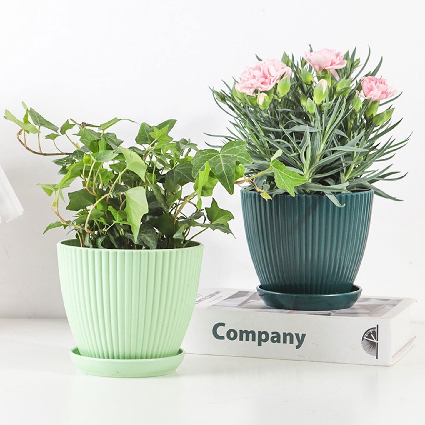 Home Garden Pflanzentopf mit Unterteller - Modernes Kunststoffdesign | Brehn