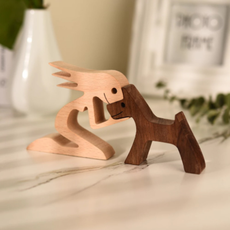 Brehn | Hugo Holzskulptur | Einzigartige handgefertigte Figur
