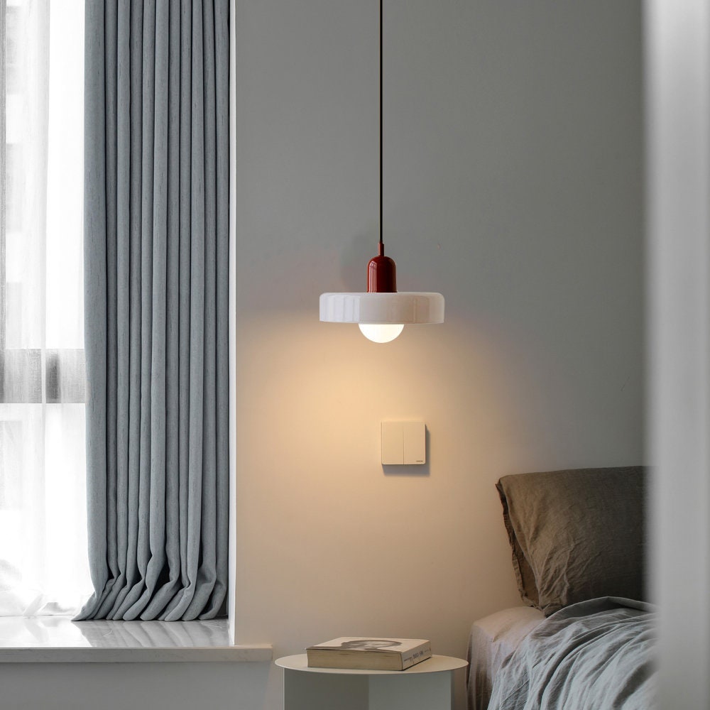 Farbenfrohe Bauhaus-Style Pendelleuchte - StiloGlas | Brehn