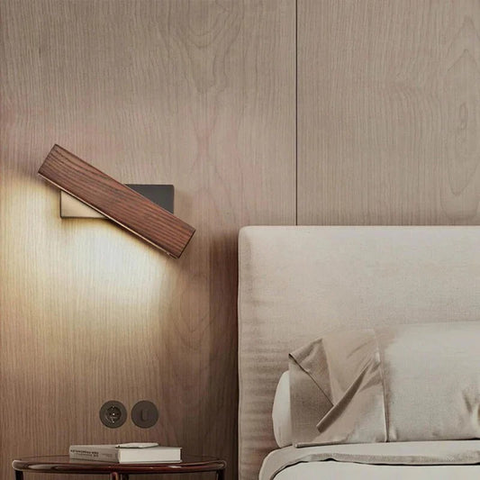 Drehbare Wandleuchte mit verstellbarem Arm