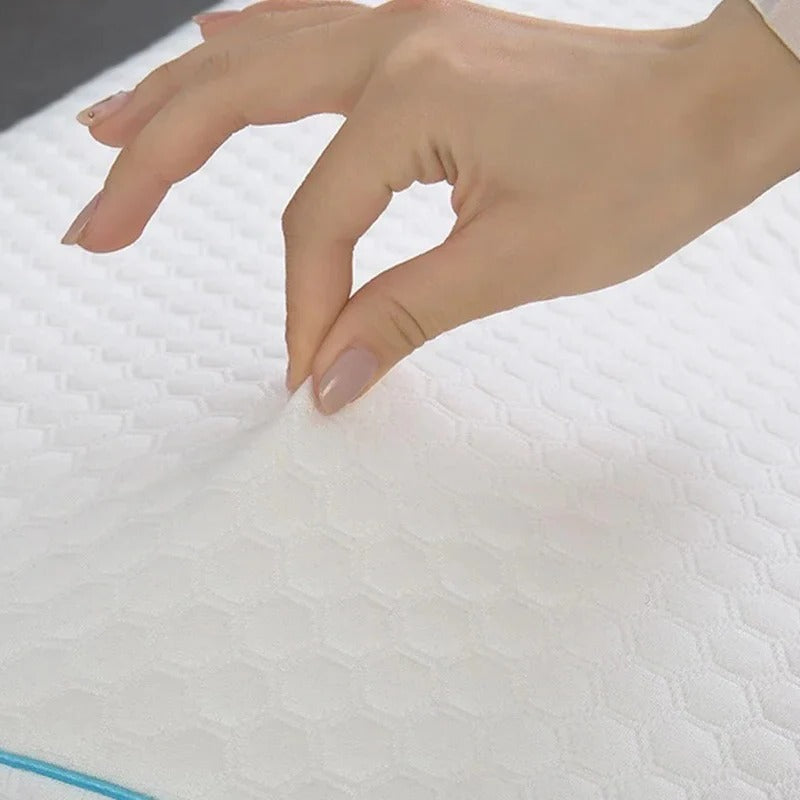 Orthopädisches Partnerkissen | Kuscheldesign mit Armtunnel | Memory-Schaum