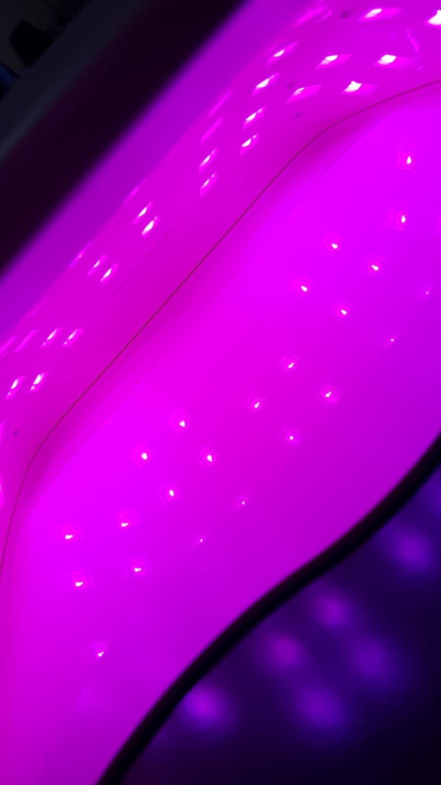 Brehn | LuxeGlow 96W LED Lampe | Elegante Beleuchtung für eine raffinierte Atmosphäre