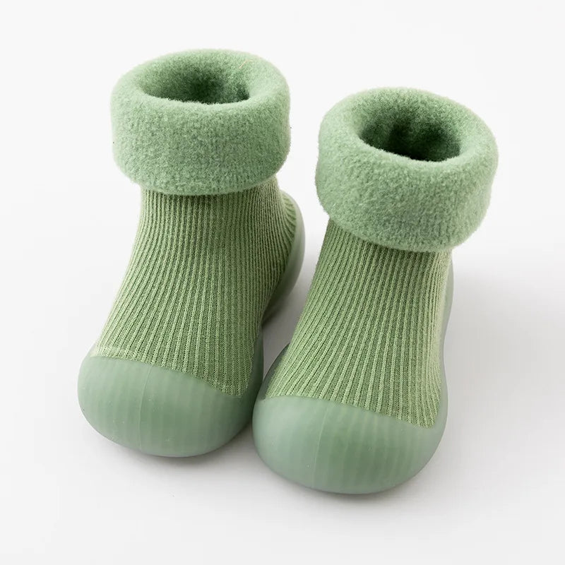 Brehn | Warme Sicherheit – Rutschfeste Sockenschuhe Für Kleinkinder