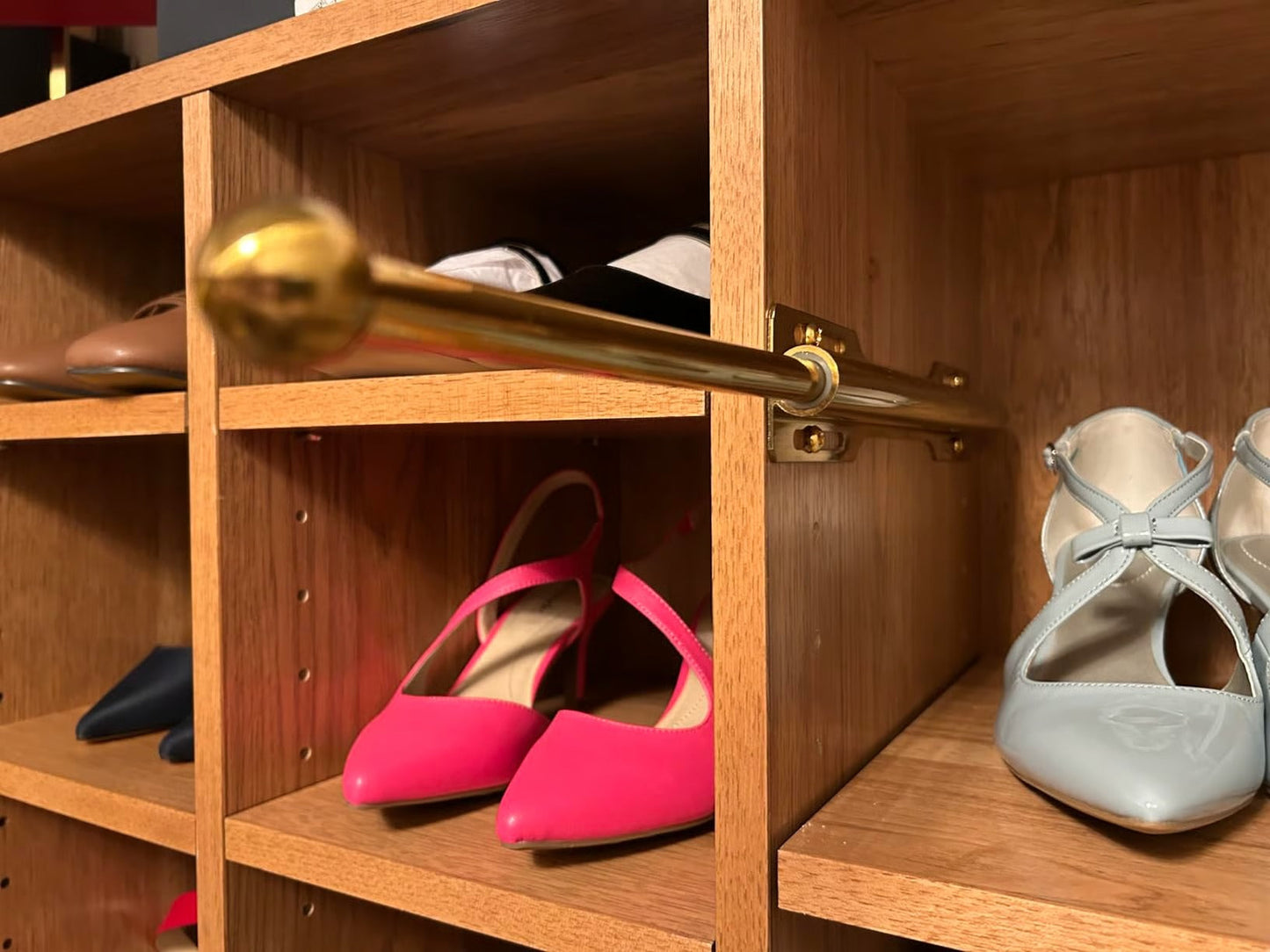 LuxHanger Valet Stangensystem für den Kleiderschrank | Brehn
