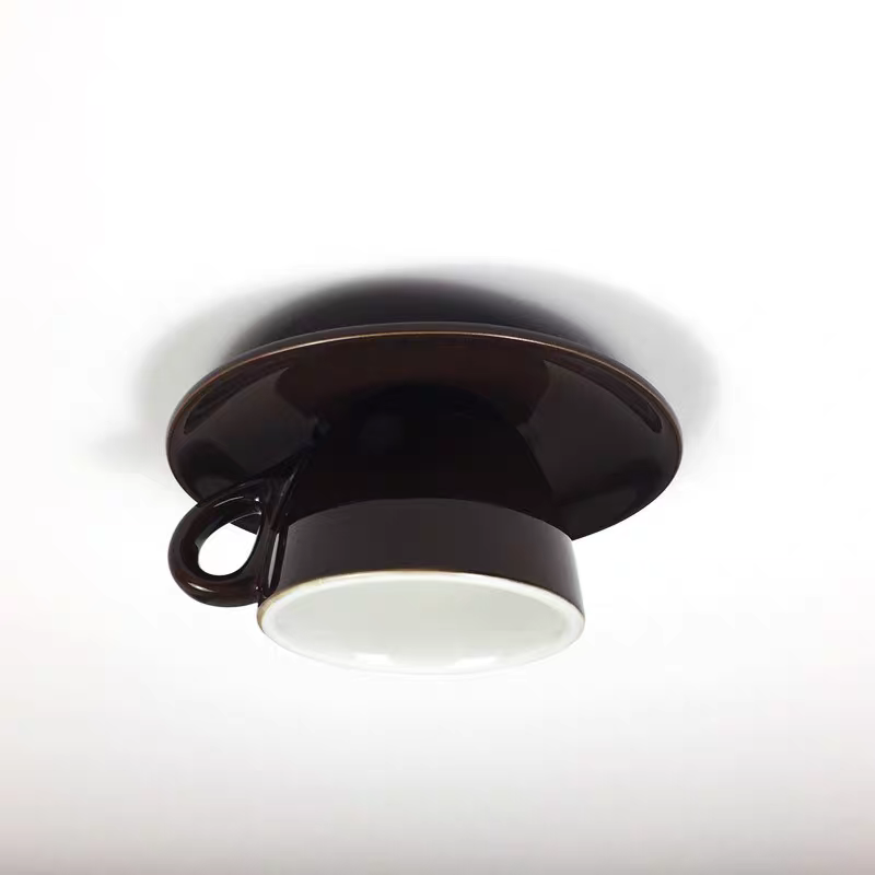 Brehn | VibrantGlow Kronleuchter - Eleganter gefärbter Keramikkronleuchter