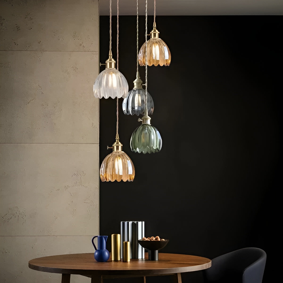 Pendelleuchte mit Blütenglas japanisches Design für gemütliche Räume