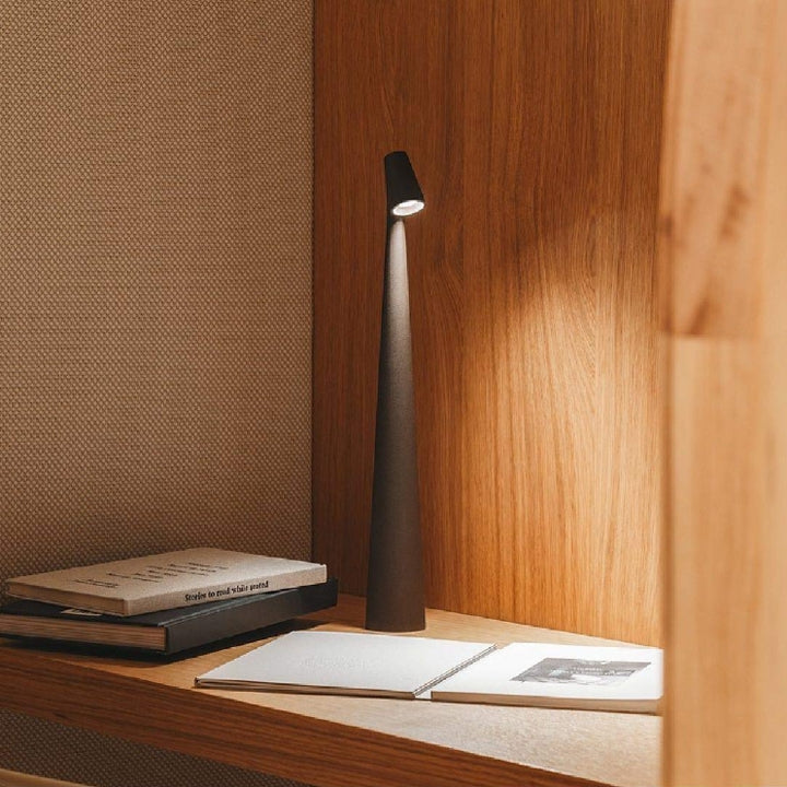 Brehn | Skulptur Tischlampe Drahtlose LED Lampe Solid Aluminium 10000mAh Batterie 3-Stufen Dimmung CRI 90 USB-C Ladeanschluss Warmweiß 2700K