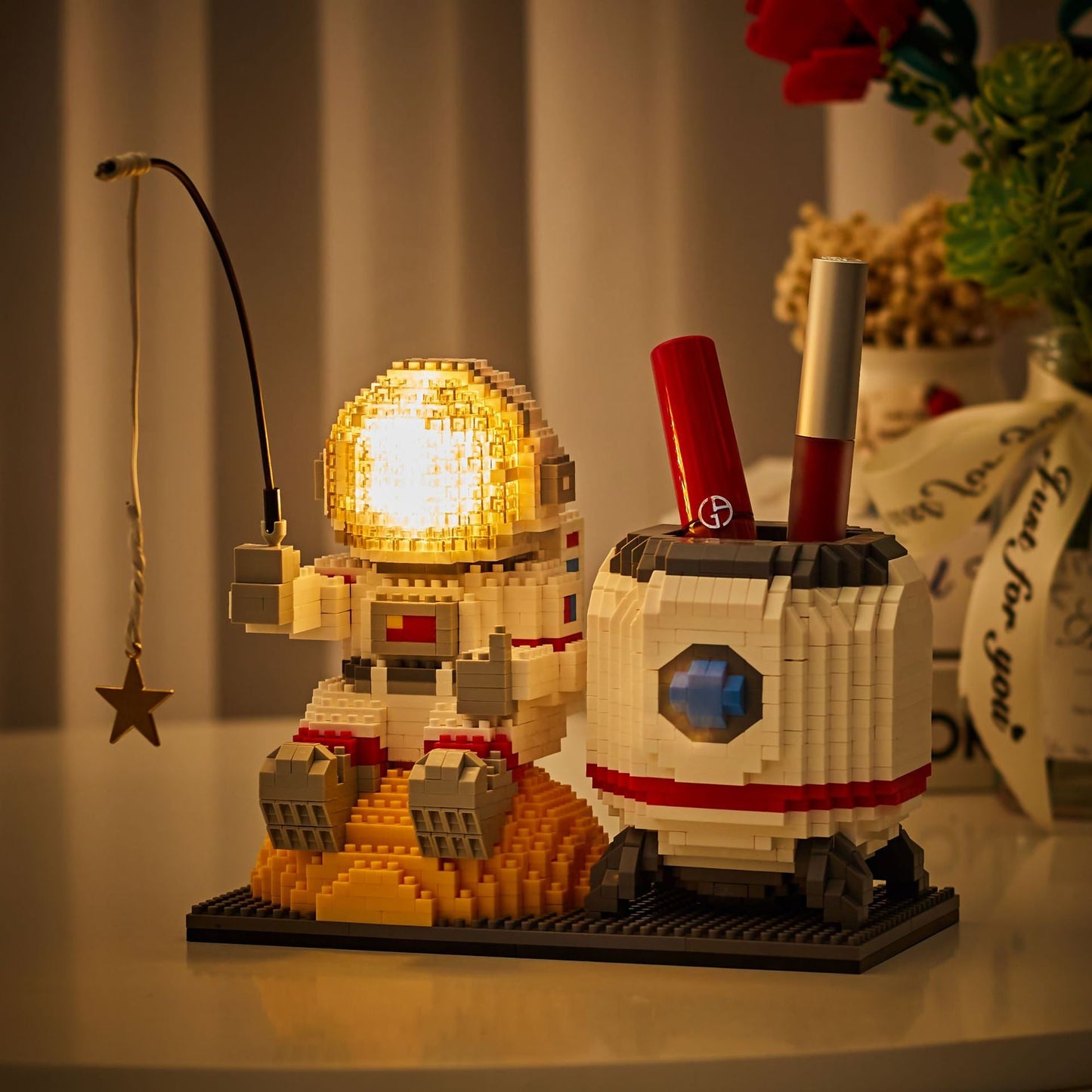 Brehn | Astronaut Auf Mond Stifthalter Nano Bausteine