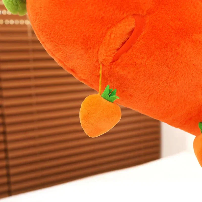 Brehn | Flauschige Karotten-Plüschfigur mit Mini-Hängemöhren