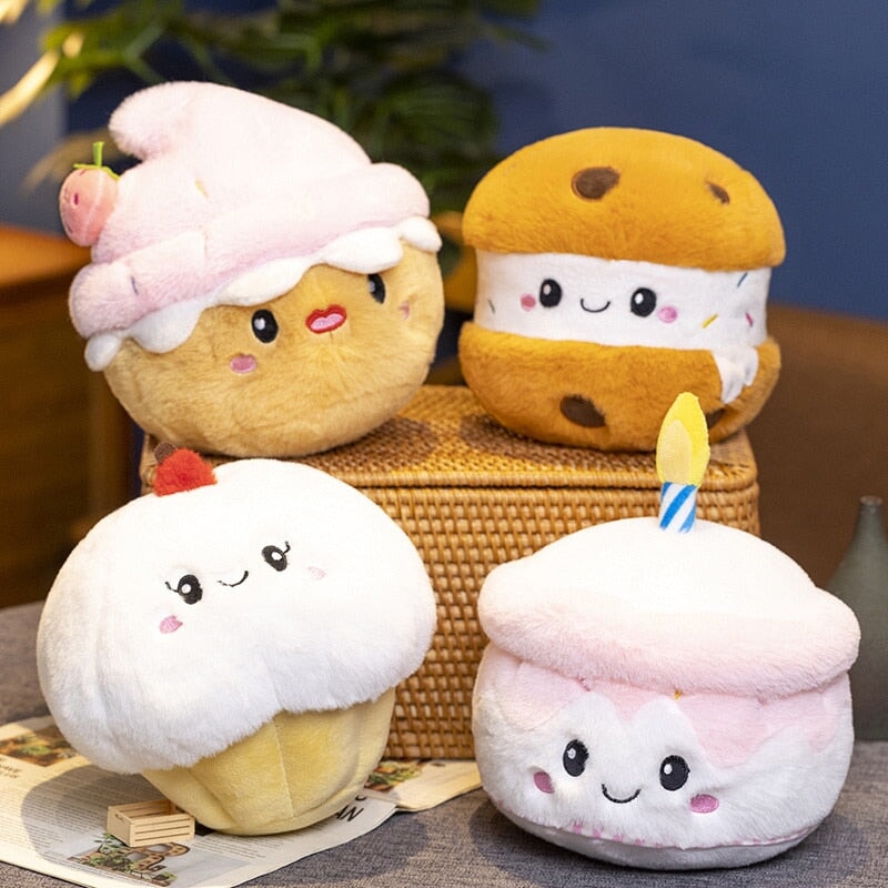 Brehn | Kawaii Kuchen Plüsch Strawberry Fruit Muffin Bäckerei Plüschies