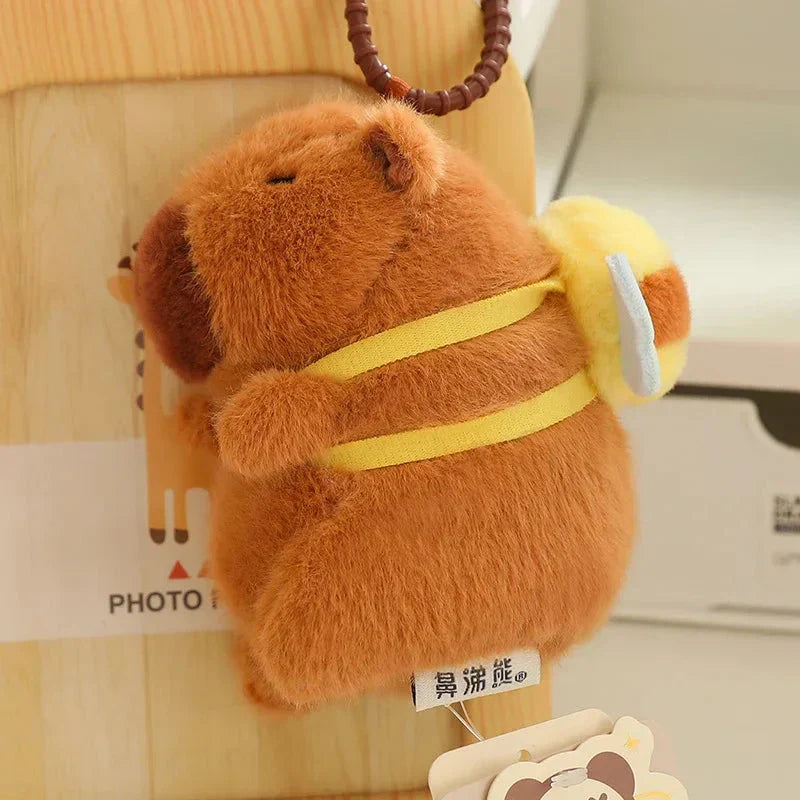 Brehn | Kawaii Capybara mit Rucksack Plüschkollektion