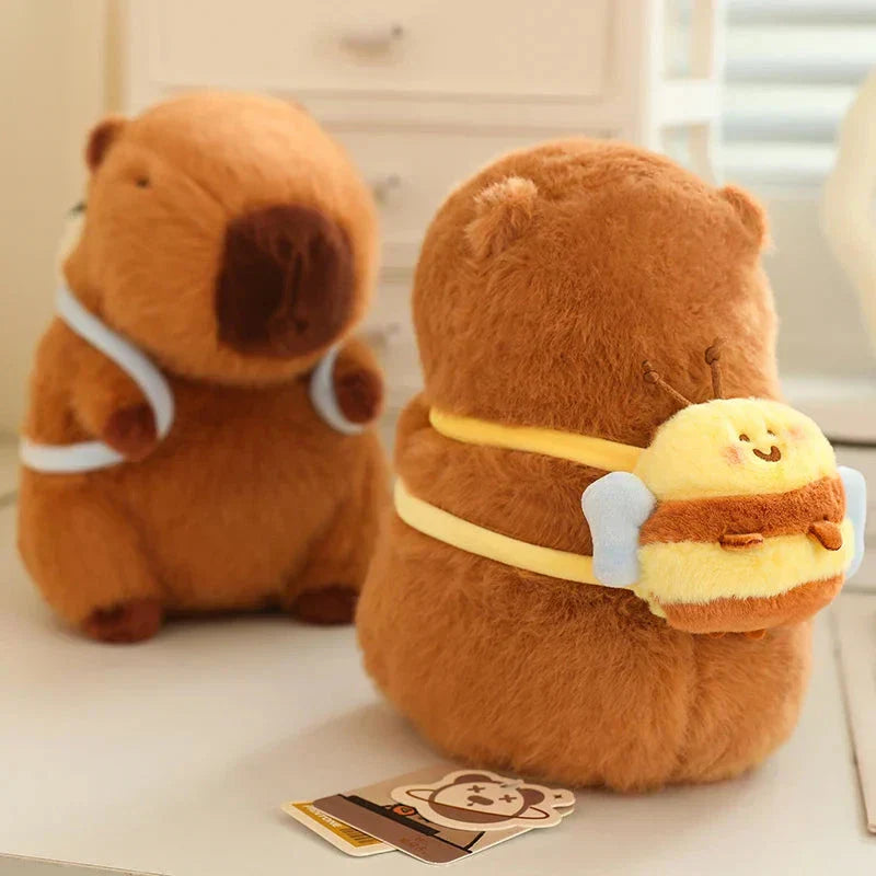 Brehn | Kawaii Capybara mit Rucksack Plüschkollektion