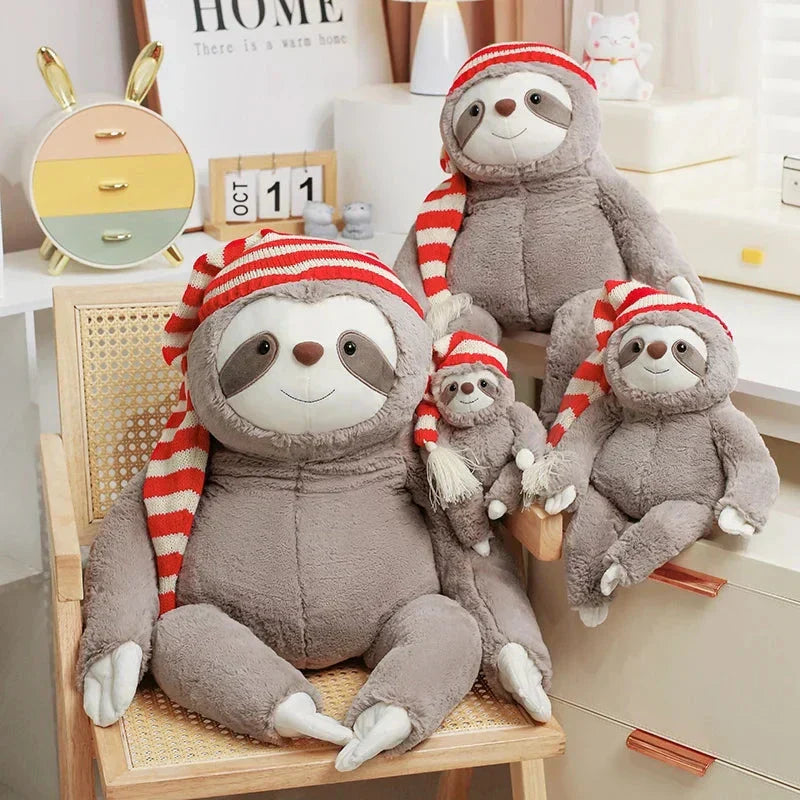 Brehn | Kawaii Weihnachtsfaultier Plüsch mit gestreiftem Hut