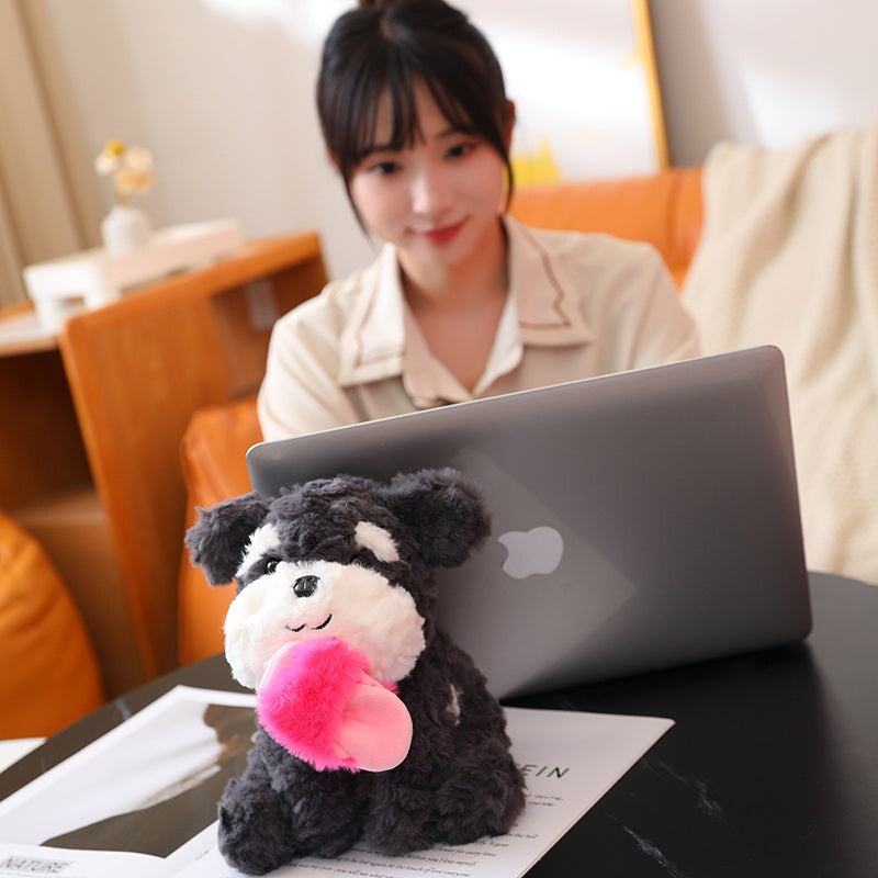 Brehn | Kawaii Sooty der schwarze flauschige Hund mit Schluffi-Plüschtier