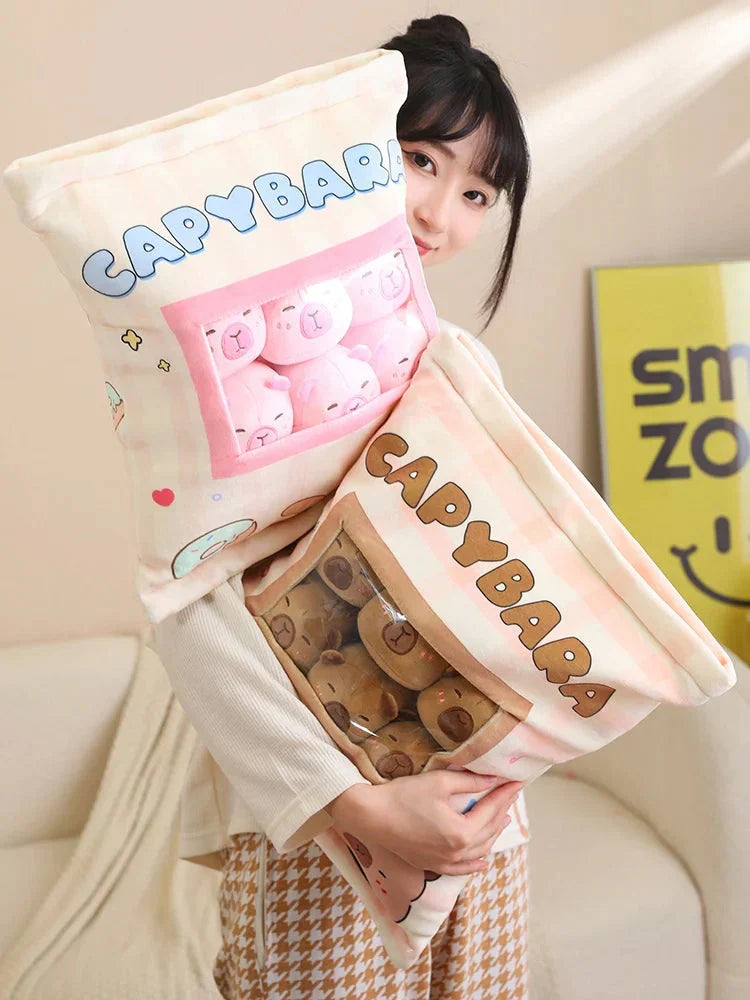 Brehn | Pink Brown Capybara Candy Bag Plüschtiere
