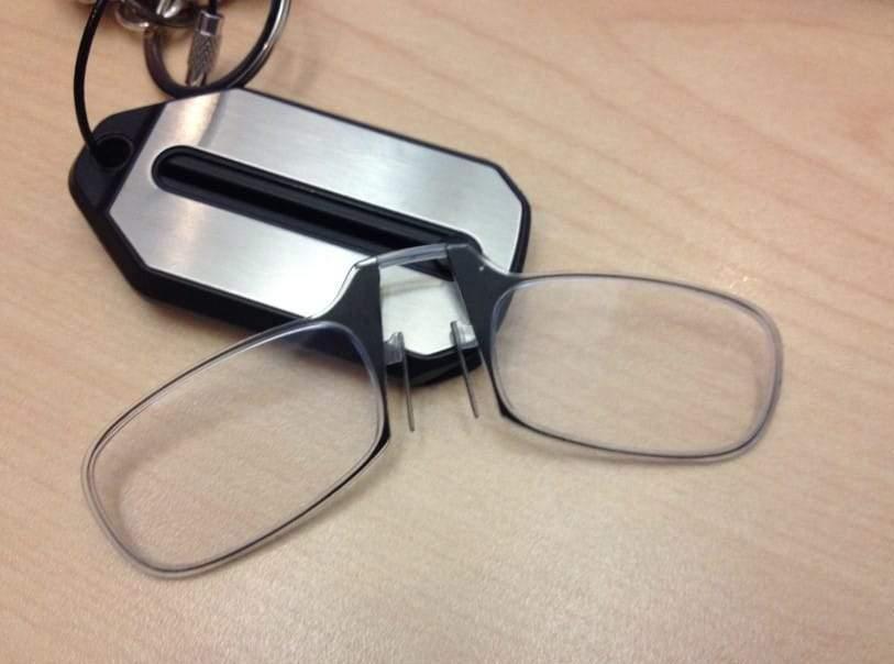 Brehn | Schlüsselanhänger Clip-On Lesebrille