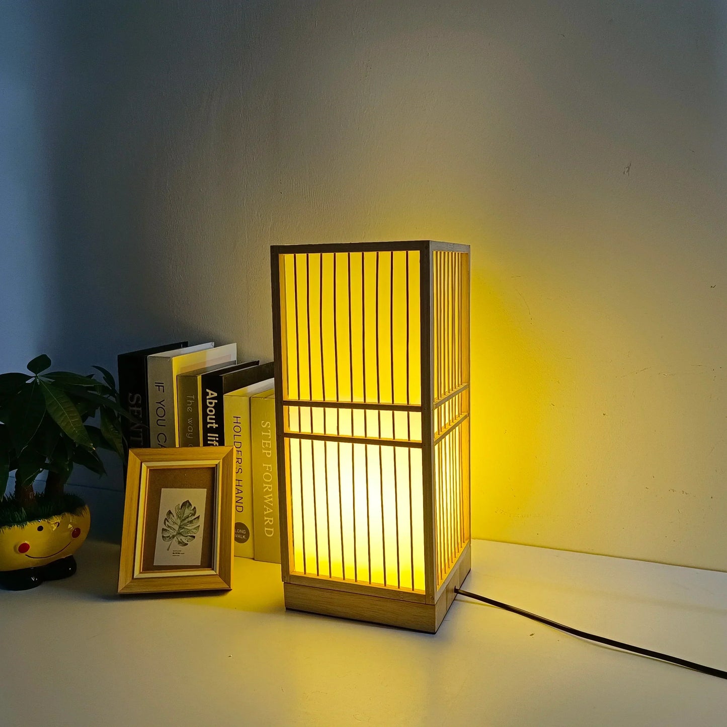 Brehn | KiraLamp – Japanische Stil Tischlampe