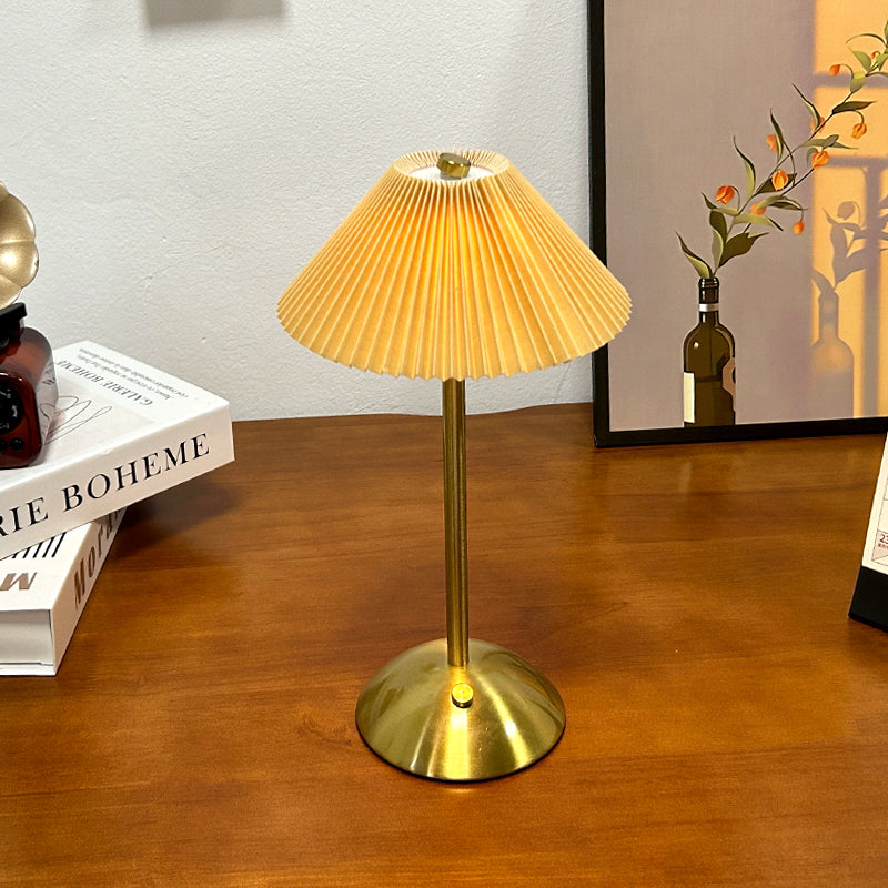 Brehn | LumiScandi Glow - Kabellampe im skandinavischen Stil für stimmungsvolle Beleuchtung