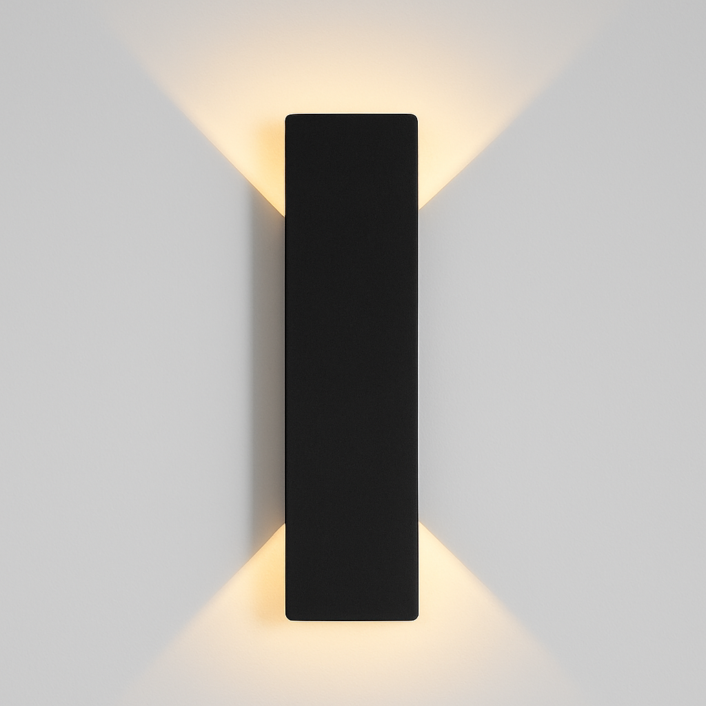 Kashti Outdoor Wasserdichte Rechteckige Auf/Ab Wandlampe | Brehn