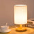Skandinavische Holz-Nachttischlampe mit Touch Control Design | Brehn