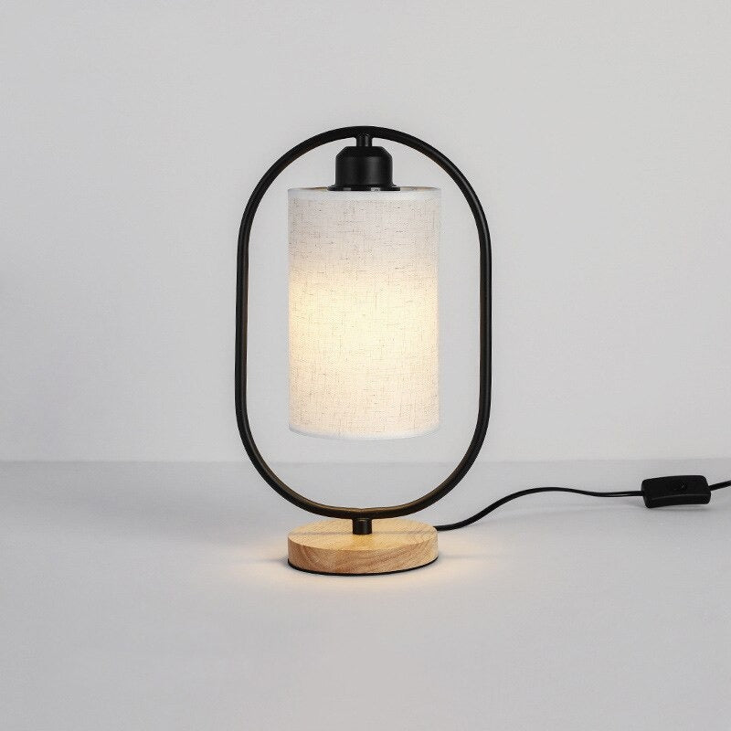 Industrieller Stil Holztischlampe mit Metallakzent | Brehn
