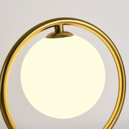 Goldene Metallkugel Nachttischlampe - USB aufladbares Design | Brehn