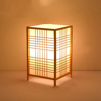 Japanische quadratische Nachttischlampe mit Stoffschirm und Mustern | Brehn