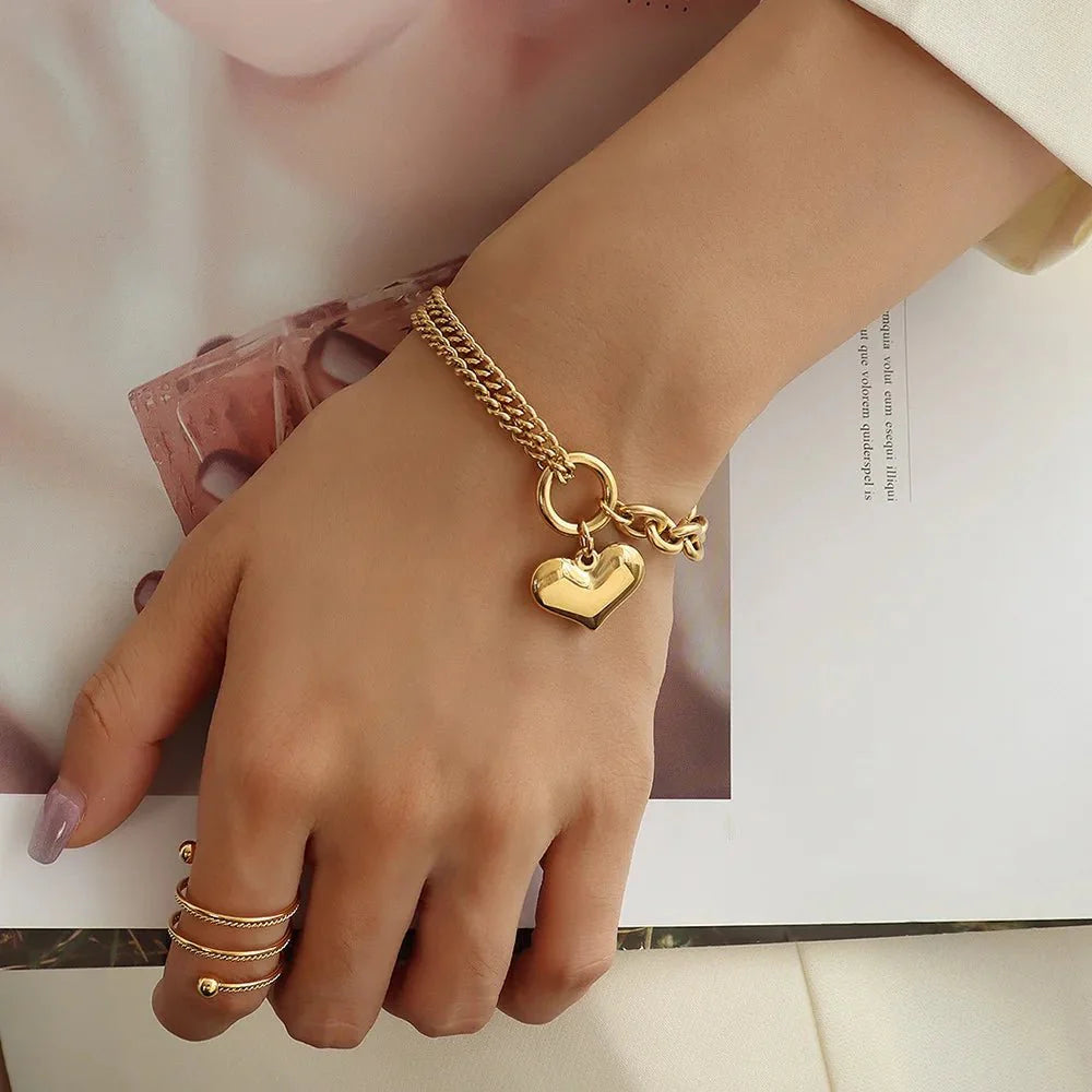 Brehn | Geschichtete Ketten- und Paperclip-Herz-Armbänder