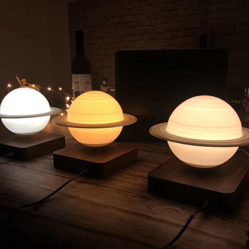 Schwebende Saturnlampe Brehn