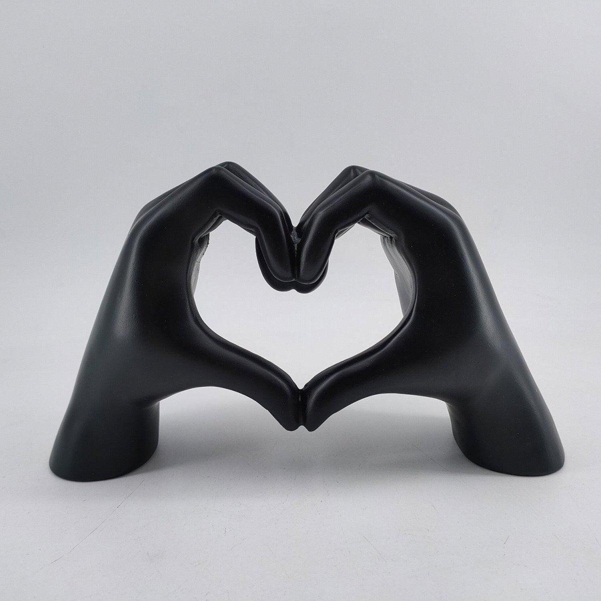 LoveSculpt – Handgefertigte Wohndekoration aus Holz mit rustikalem Charme