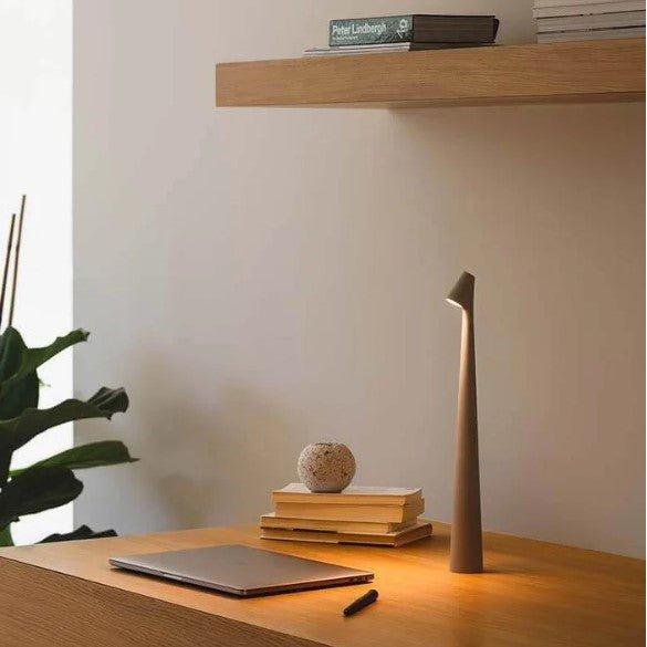 Brehn | Nordische Minimalistische LED Kabellos Tischlampe