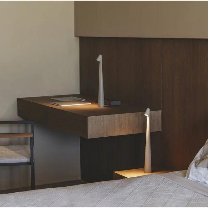 Brehn | Nordische Minimalistische LED Kabellos Tischlampe