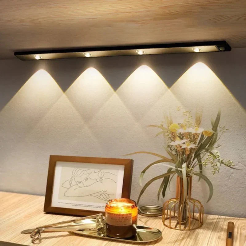 Brehn | Luxus Drahtlos LED-Schranklicht - LumiLux