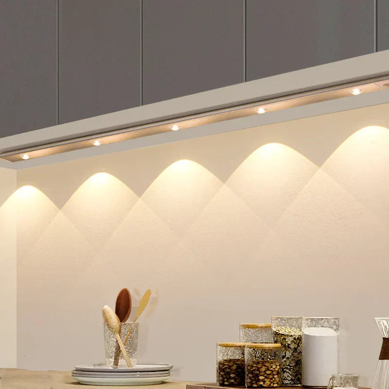Brehn | Luxus Drahtlos LED-Schranklicht - LumiLux