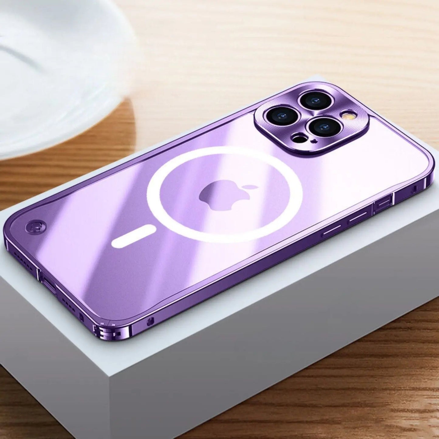 Metal Luxury MagSafe-Hülle für iPhone Pro Max - Slim und stilvolles Design mit maximalem Schutz