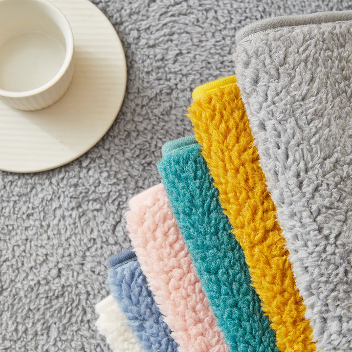 Lovelie Katzpfoten Sherpa Fleece Anti-Rutsch Sofaüberzug | Brehn