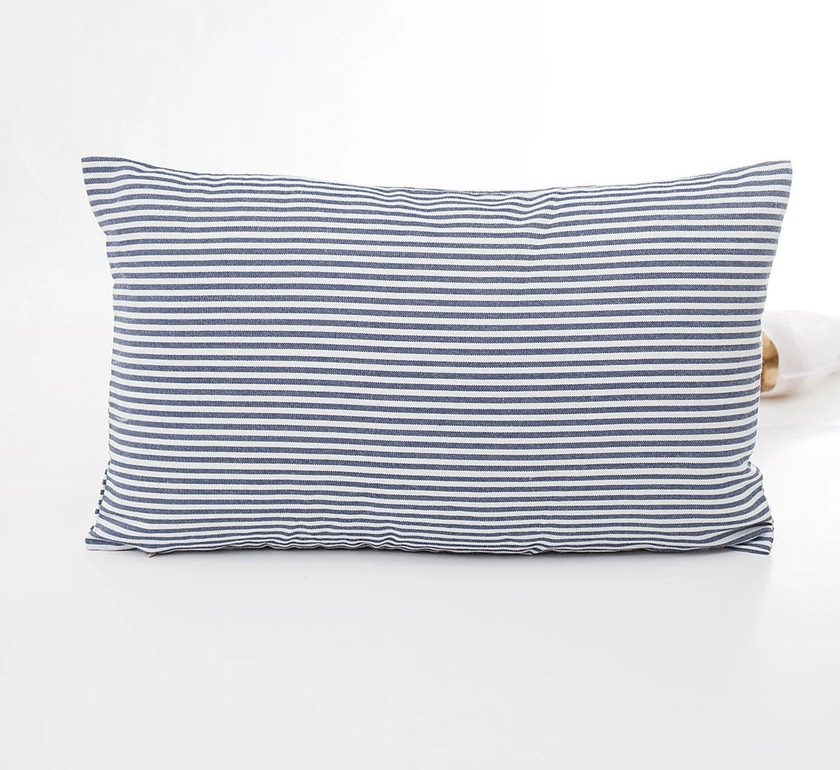 Brehn | Stylish MarbreLuxe Kissenbezug - Moderner Streifen Kissenbezug für elegante Innenräume