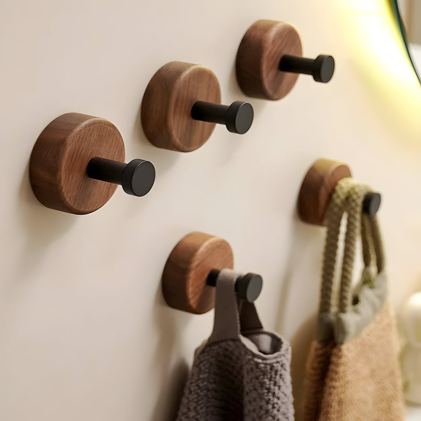 WoodenGrip Haken – Wandhaken aus Holz im nordischen Stil