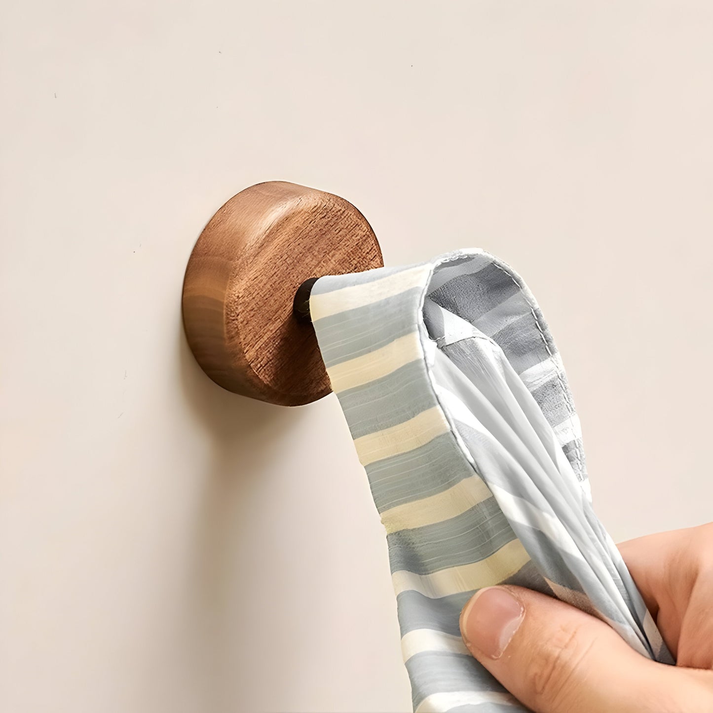 WoodenGrip Haken - Holz-Wandhaken im nordischen Stil | Brehn