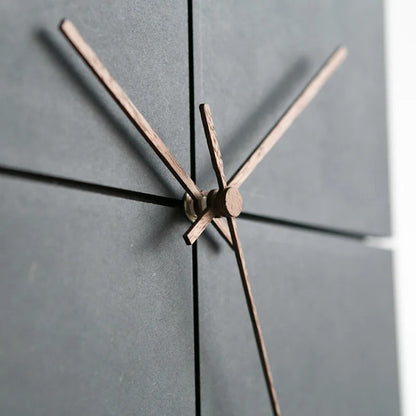 AuraSphere – Minimalistische Wanduhr mit lautlosem Quarzwerk | Brehn