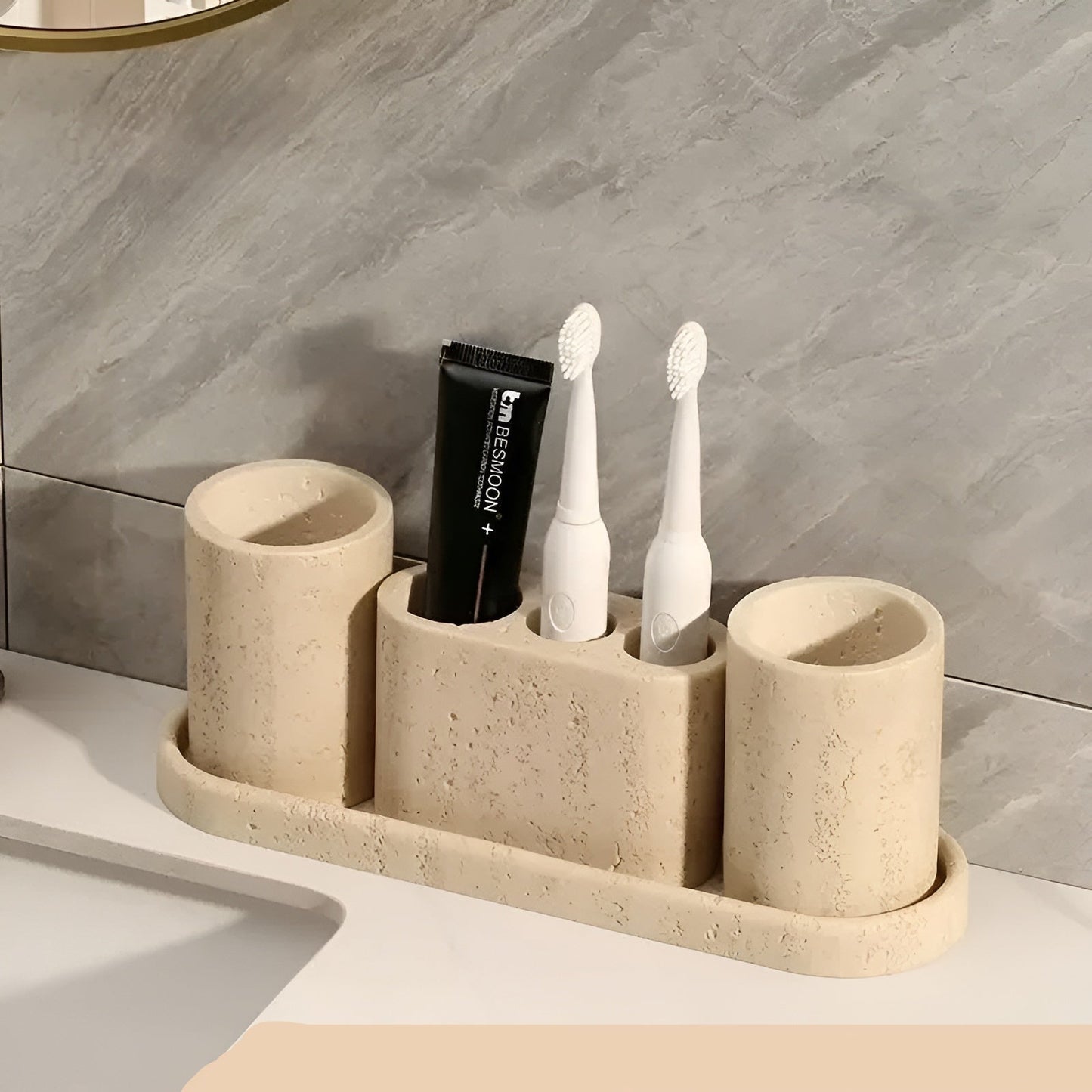 Zahnbürstenhalter aus Naturstein – mit Seifenspender und Ablage | Elegante Badaccessoires aus Travertin