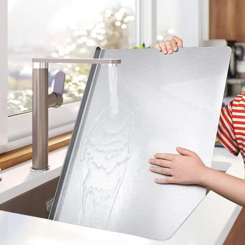 Brehn | Hochwertiges Schneidebrett aus Edelstahl mit Rand – ideal für hausgemachte Pizza, Gebäck und mehr!