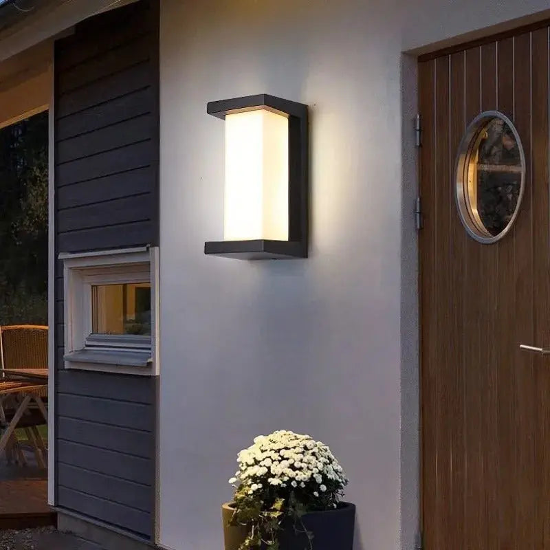 Wetterbeständige LED-Außenbeleuchtung – Smart Motion Sensor | Brehn
