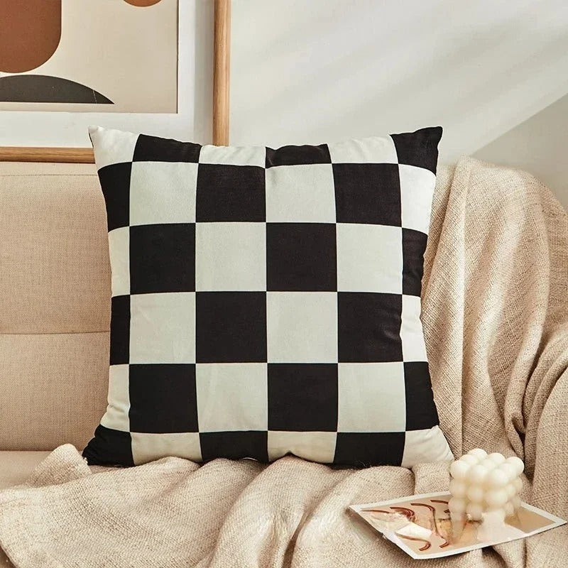 Brehn | Stilvolles Kariertes Kissen – Trendiges Must-Have für ein Luxuriöses Interieur
