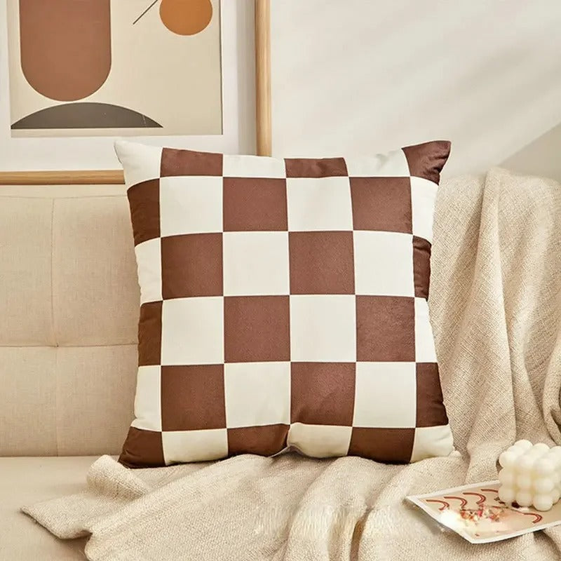 Brehn | Stilvolles Kariertes Kissen – Trendiges Must-Have für ein Luxuriöses Interieur