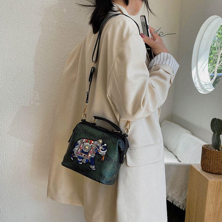 Bestickte Mandala Schultertasche – Leichtes Multi-Use Bohemian Design | Brehn