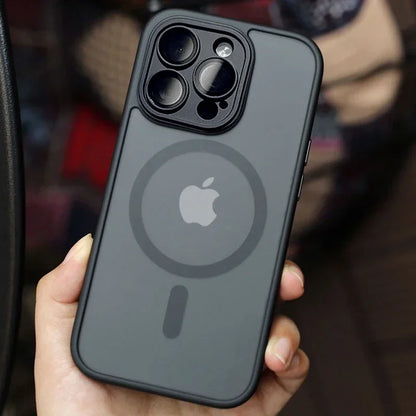 Matte Armor Magnethülle mit Stoßschutz und MagSafe-Unterstützung – 1+1 GRATIS