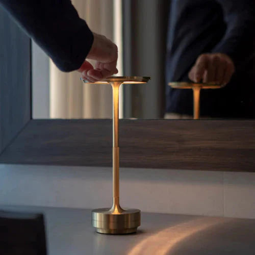 Kabellampe USB wiederaufladbare Designer Tischlampe - GlowBeam | Brehn